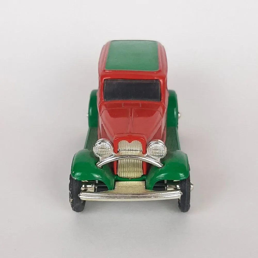 Vintage ERTL Coca Cola 1932 Ford Panel Delivery Truck Car Toy Diecast Holidays
